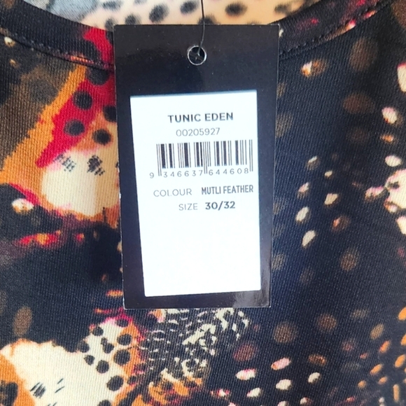 🏷️AVENUE Eden Tunic in Horsefeather Print Size 5X - Picture 13 of 14